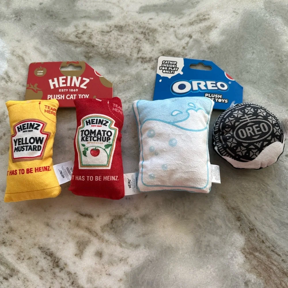 Heinz and Oreo Plush Cat Toys Set